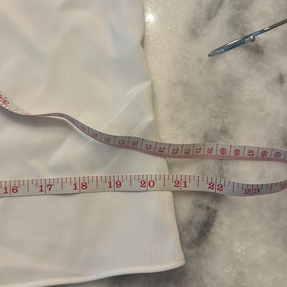 English Factory Pleated Puff Sleeve Top size small NWT - Picture 7 of 8